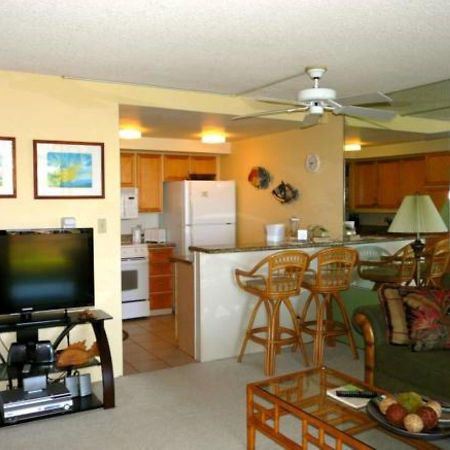 Condos At Napili Point ラハイナ エクステリア 写真