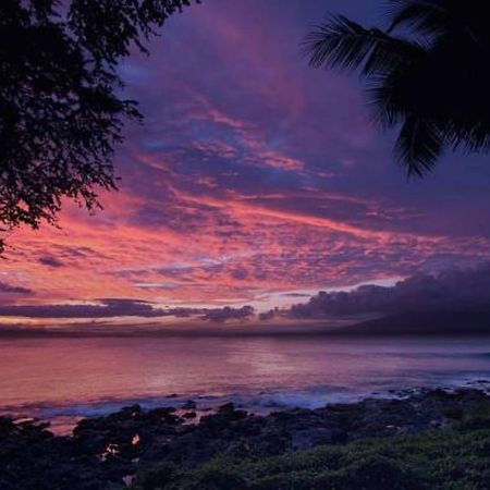 Condos At Napili Point ラハイナ エクステリア 写真